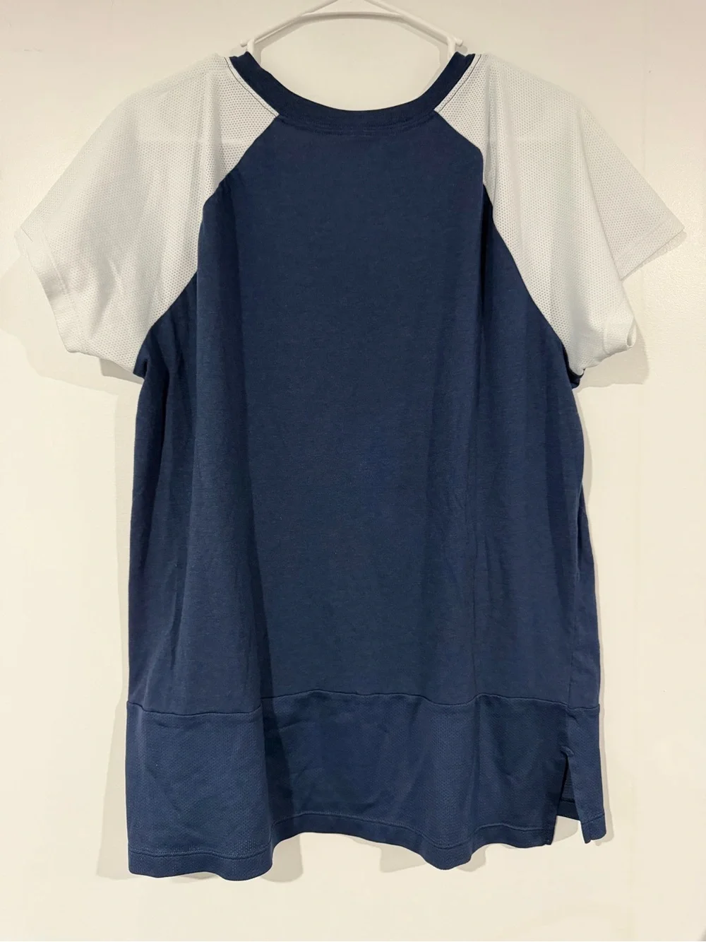 Nike Navy and White Yankees Short Sleeve Tee